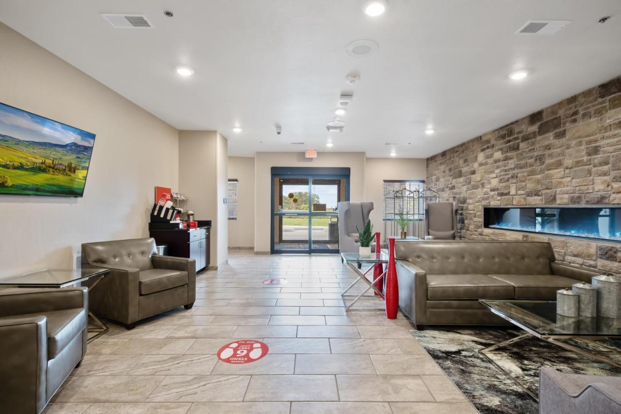 Cobblestone Hotel & Suites - Austin Exteriör bild