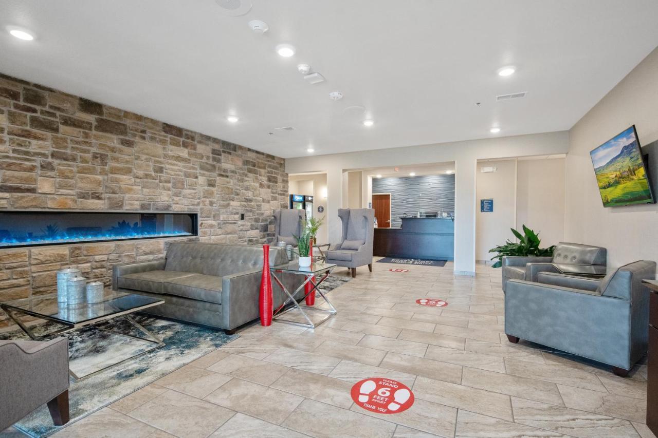 Cobblestone Hotel & Suites - Austin Exteriör bild