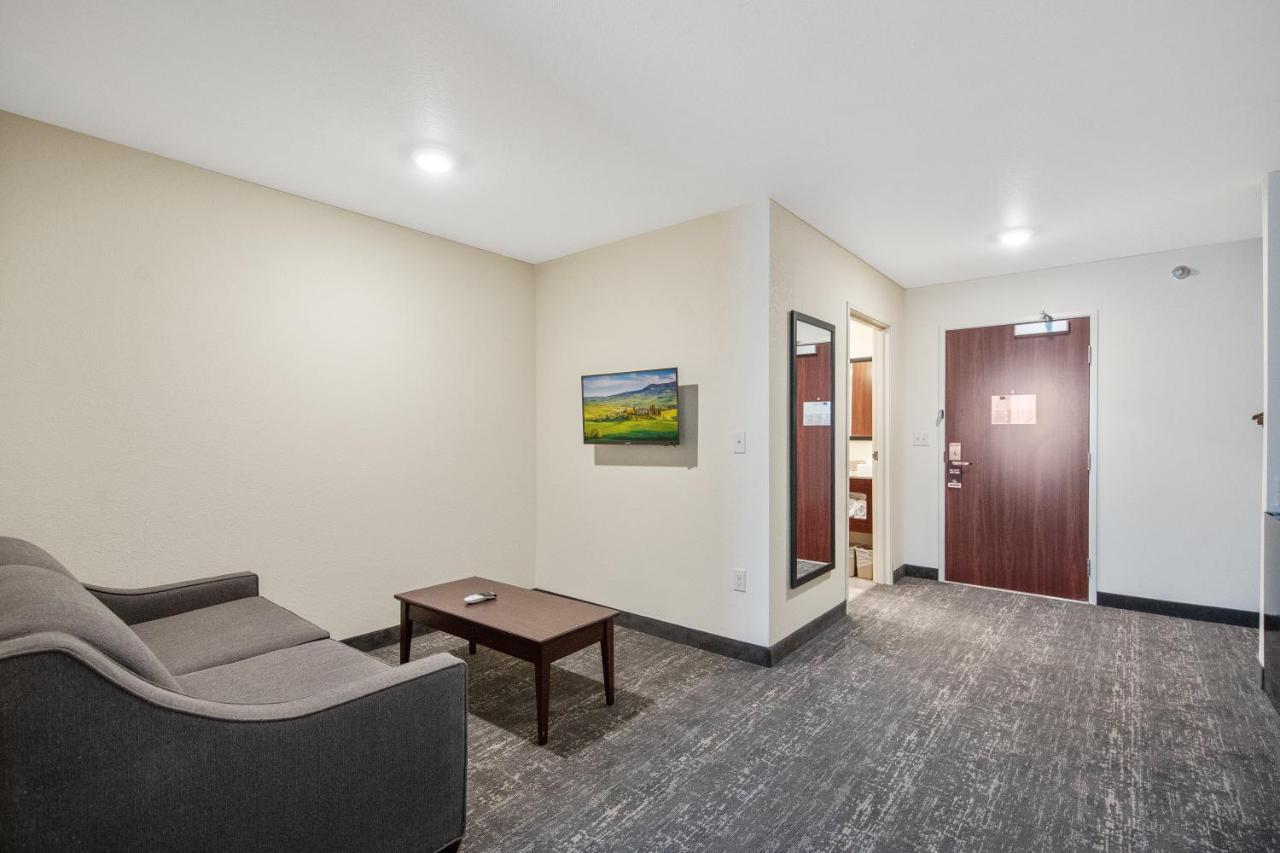 Cobblestone Hotel & Suites - Austin Exteriör bild
