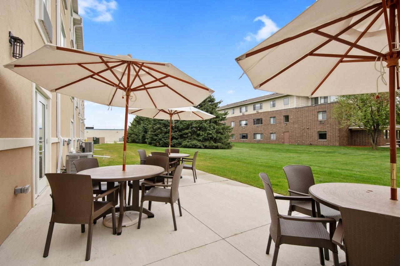 Cobblestone Hotel & Suites - Austin Exteriör bild